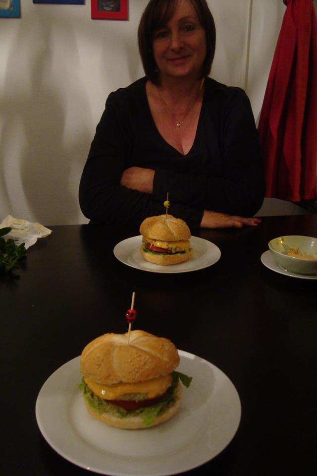 10 octobre 2017 : hamburgers végé préparés par Floriane chez elle.