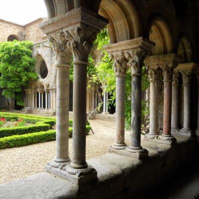 Fondfroide Jardin et colonnes