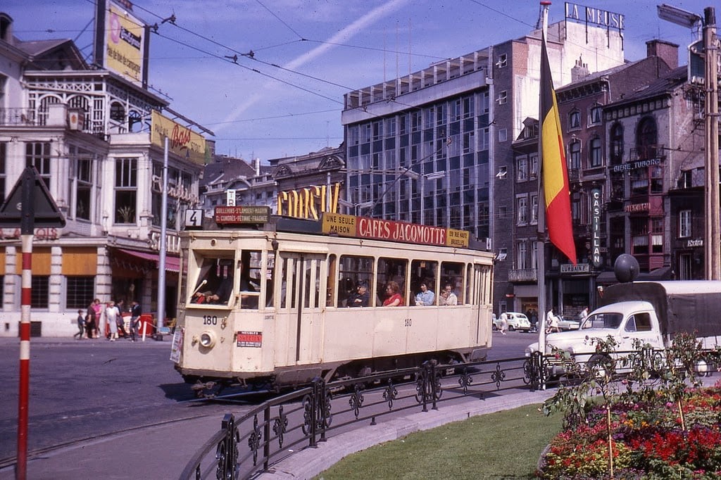 Liege tram 4 place de l opera