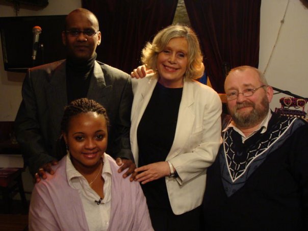 Avec Anne-Marie Engler, Diryatou Bah et Jacques Chevalier à Paris en janvier2010